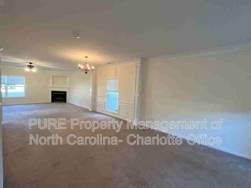 4803 Sunburst Ln - Photo 4 of 27