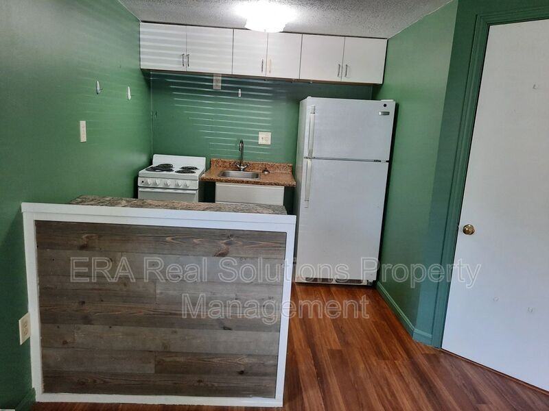 120 E Pleasant St #B - Photo 3 of 6