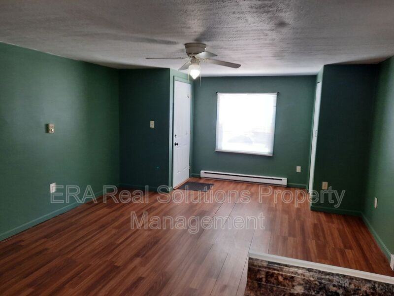 120 E Pleasant St #B - Photo 4 of 6