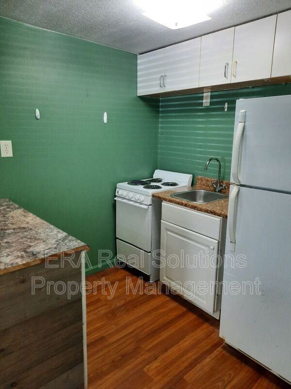 120 E Pleasant St #B - Photo 6 of 6