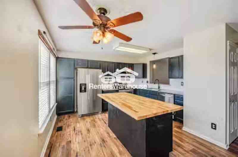 1983 Esther Ct - Photo 3 of 17