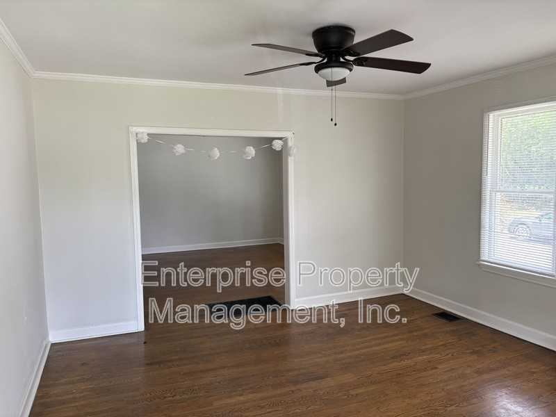 3624 Marion Ave - Photo 4 of 18