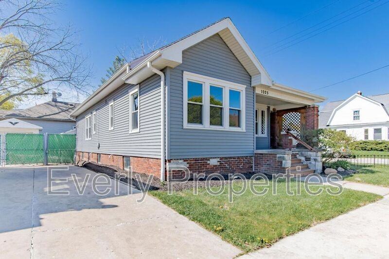 1025 Yout St - Photo 2 of 29