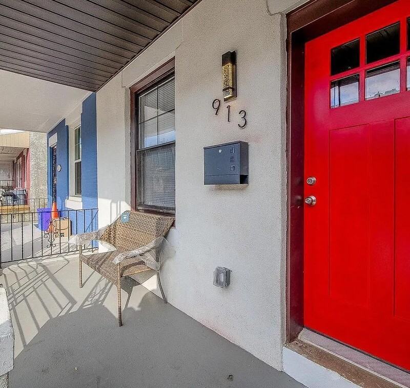 913 S Yewdall St - Photo 2 of 23