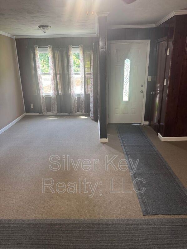 235 Rose Dr - Photo 3 of 18