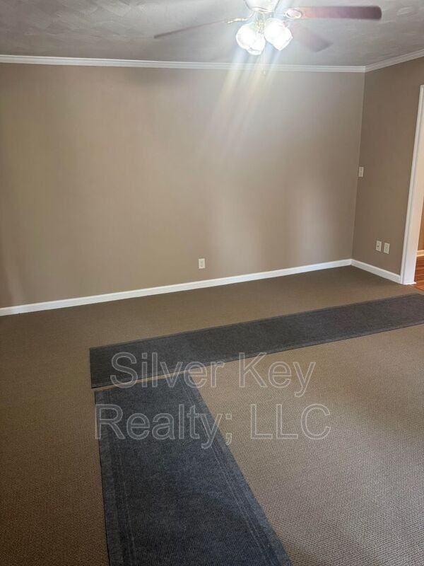 235 Rose Dr - Photo 6 of 18