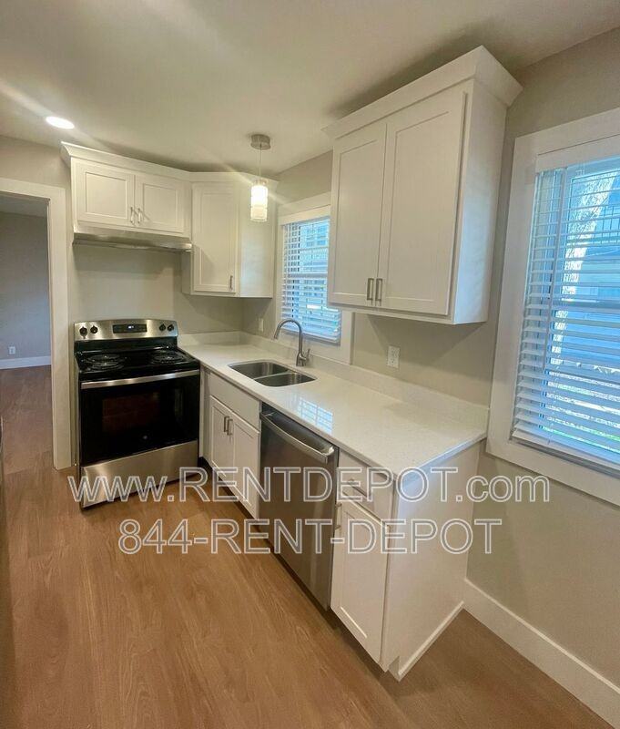 1330 Se 2nd St #201 - Photo 4 of 17