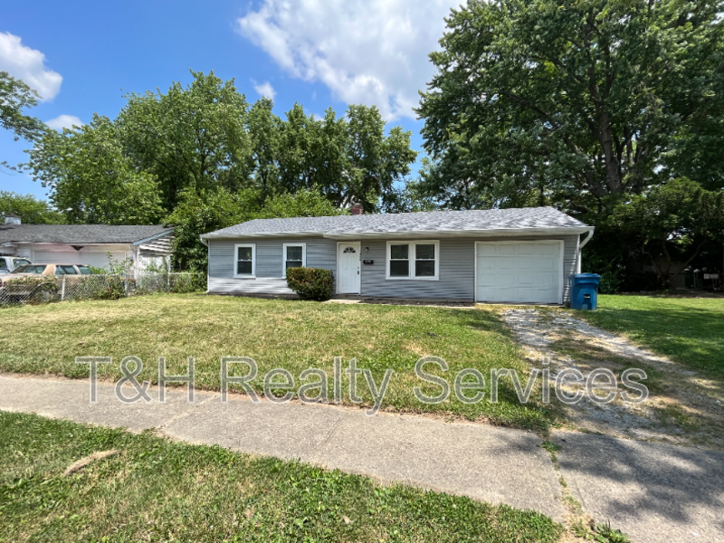 3831 Bennett Dr - Photo 4 of 18