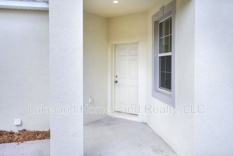 1850 Martin Luther King Jr Blvd - Photo 5 of 35