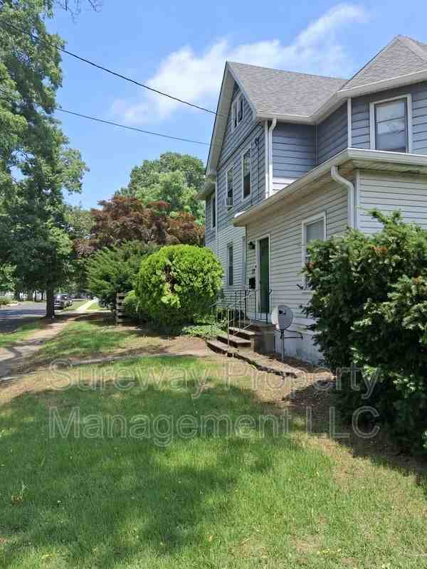 37 W Cedar Ave #1 - Photo 2 of 24