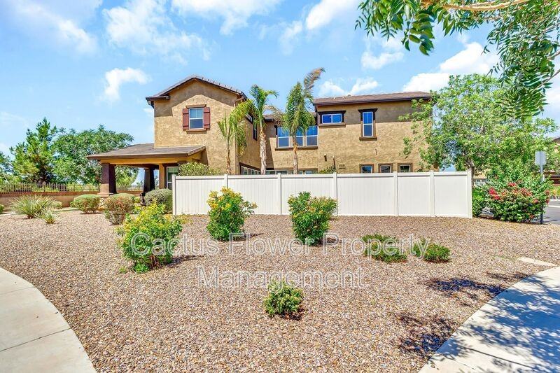 2734 S Santa Rita #MESA - Photo 2 of 45