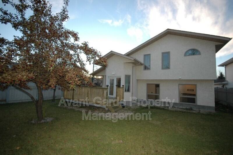 5203 187 St Nw #7 - Photo 3 of 31