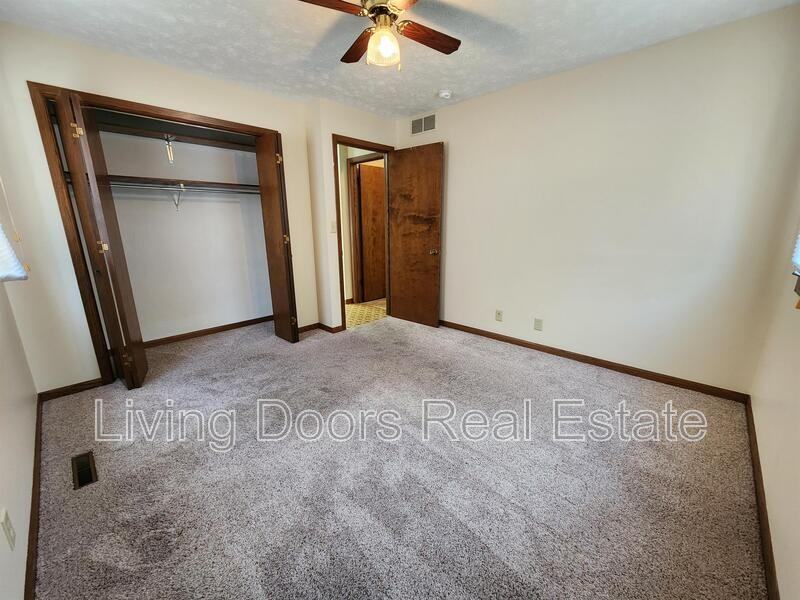 2037 South St - Photo 7 of 9