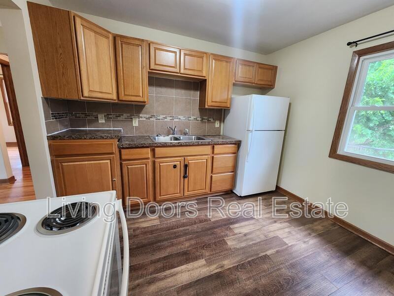 317 South 47th Street - Photo 2 of 10