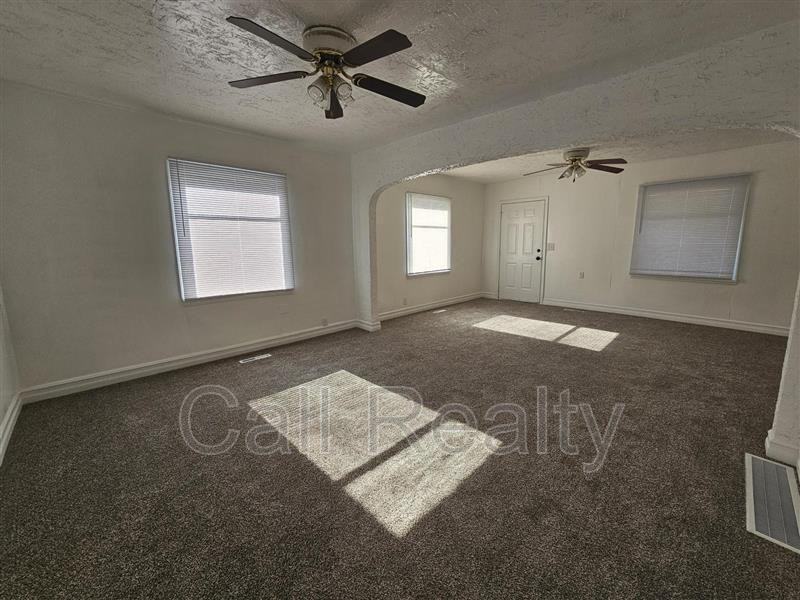 2721 E Rowan Ave - Photo 6 of 23