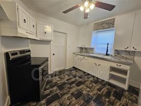 2721 E Rowan Ave - Photo 1 of 1