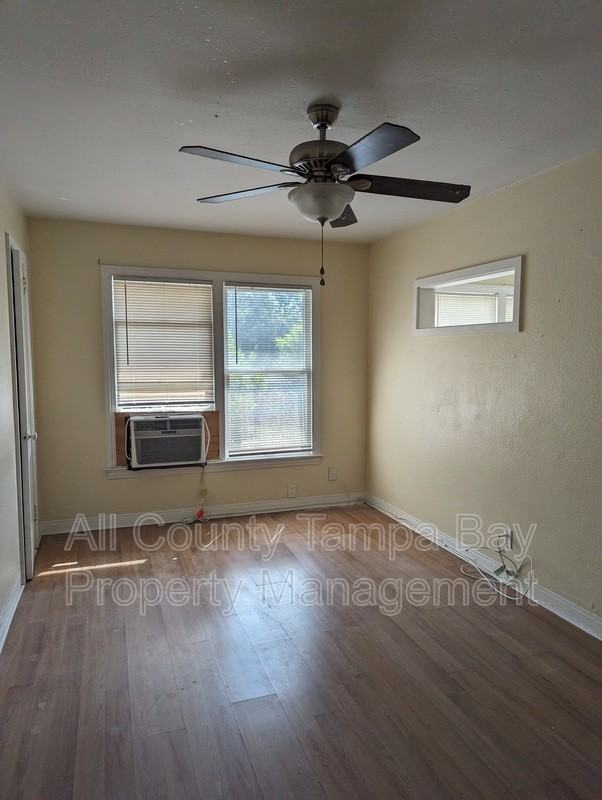 2727 49th St S #4 - Photo 4 of 10