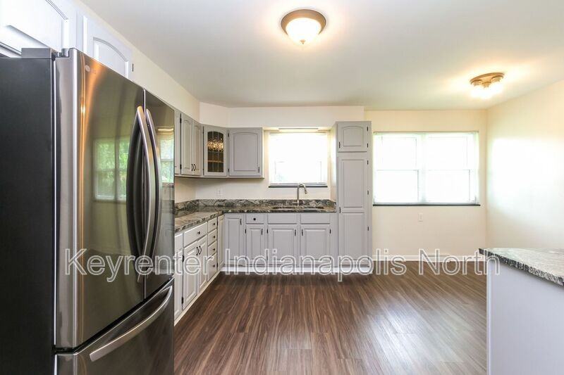 4988 Knollton Rd - Photo 3 of 15