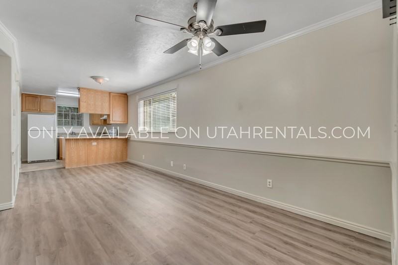 909 Nw #4 - Photo 2 of 18