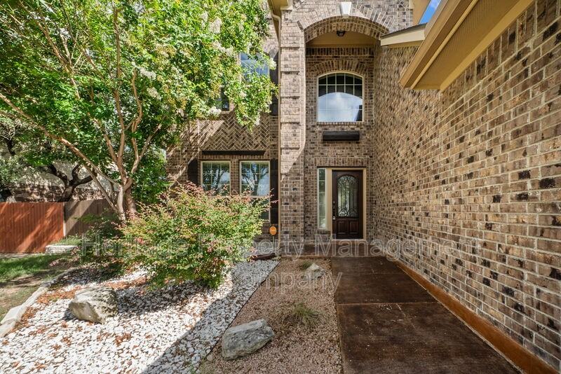 11602 Camp Real Ln - Photo 3 of 40