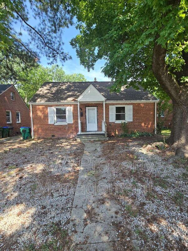 1509 Silver Ave - Photo 2 of 3