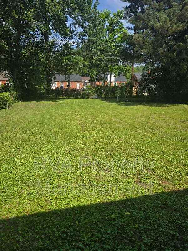 1509 Silver Ave - Photo 3 of 3