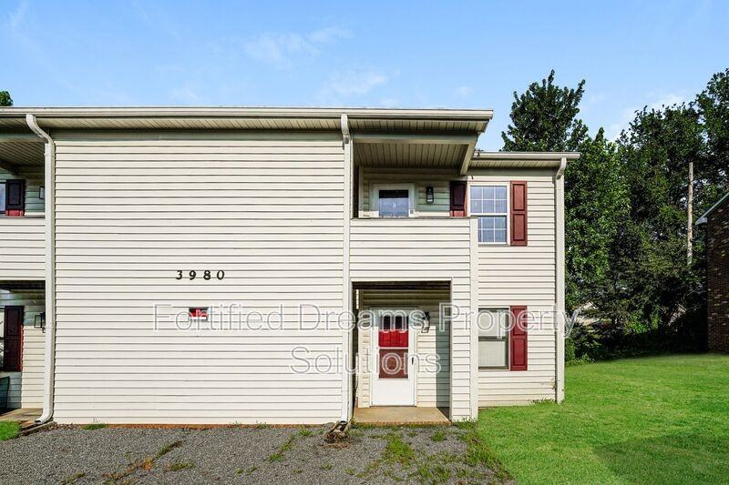 3980 Bradford Ct #D - Photo 2 of 11