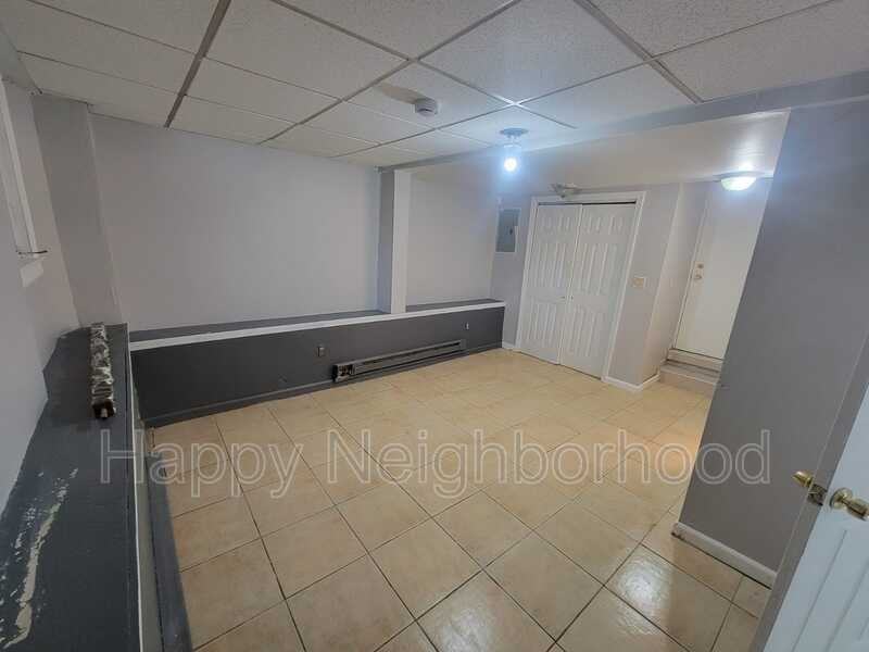 222 East Main Streetunit - Photo 3 of 12