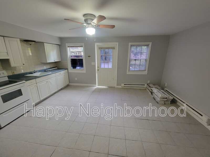 222 East Main Streetunit - Photo 6 of 12