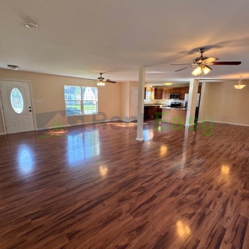 8019 Keene Rd - Photo 4 of 35