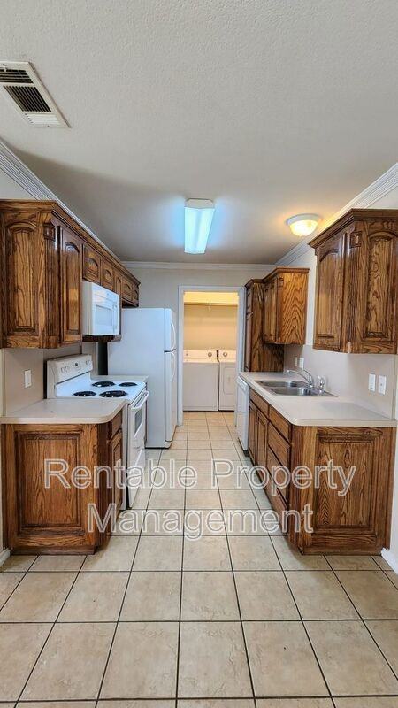 140 W Stage Coach Trl - Photo 2 of 13