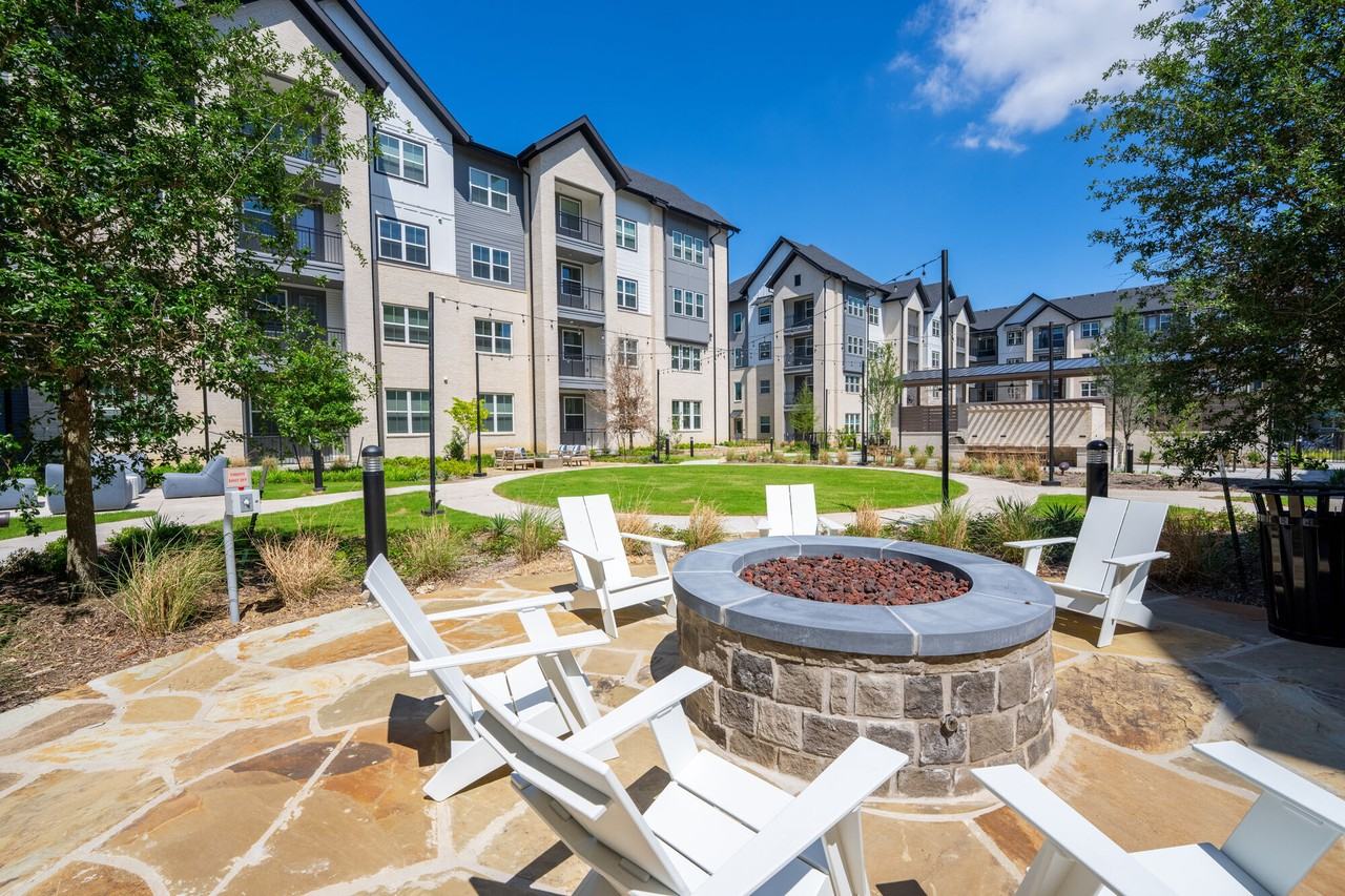 Atwater - Photo 4 of 25