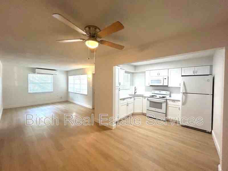 200 Waverly Way #200 - Photo 4 of 13