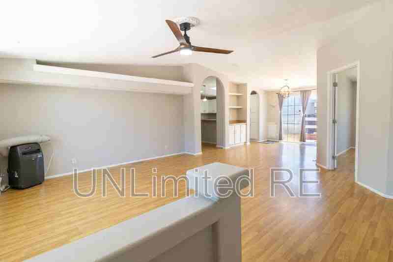 1679 W Stephen Dr - Photo 3 of 27