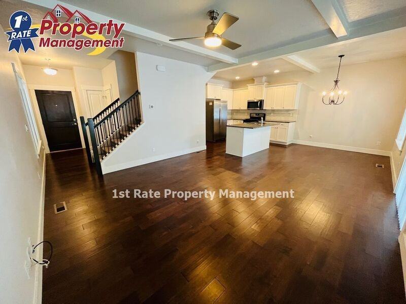 431 S Academy Ln - Photo 2 of 24