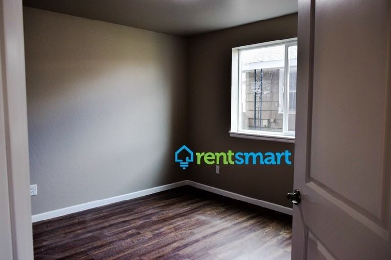 1809 S 11th St W #3 - Photo 6 of 12