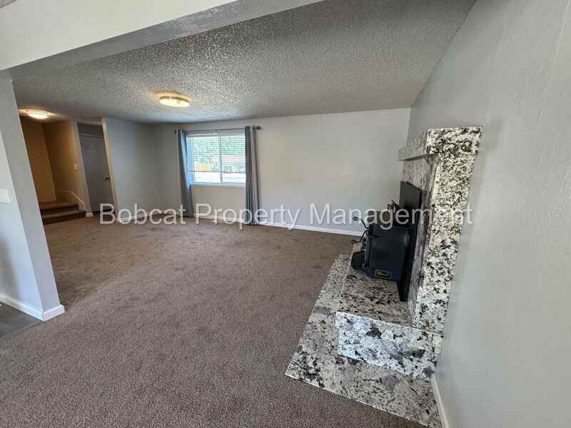 20 Bodie Dr - Photo 4 of 38
