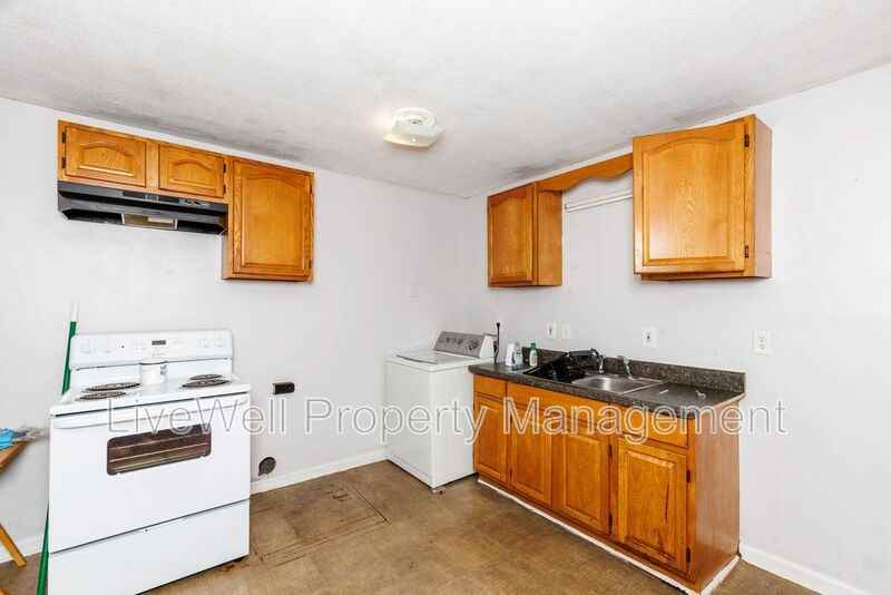 8017 1st Ave S #A - Photo 3 of 6