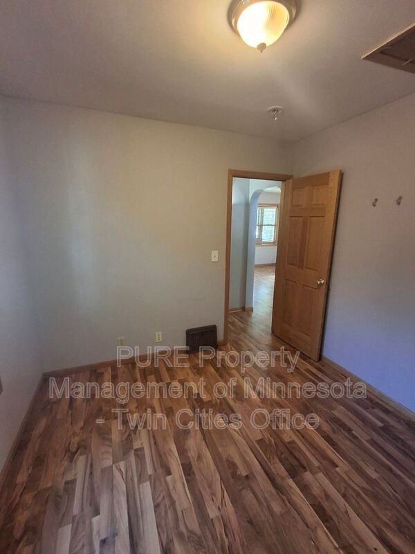 3321 E 37th St - Photo 7 of 15
