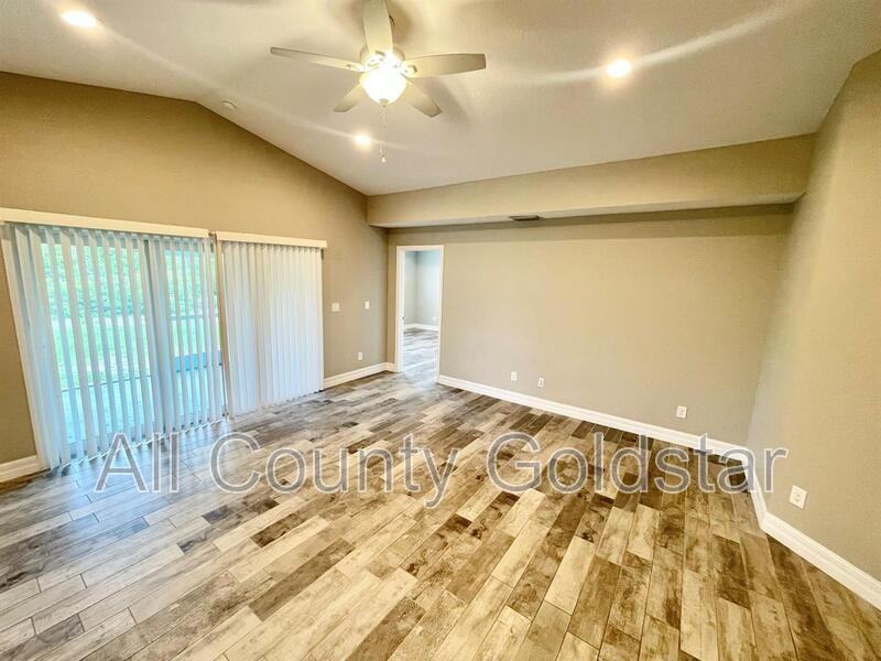 134 Swan Dr - Photo 4 of 11