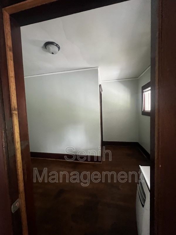 1495 W Grand Blvd - Photo 2 of 6