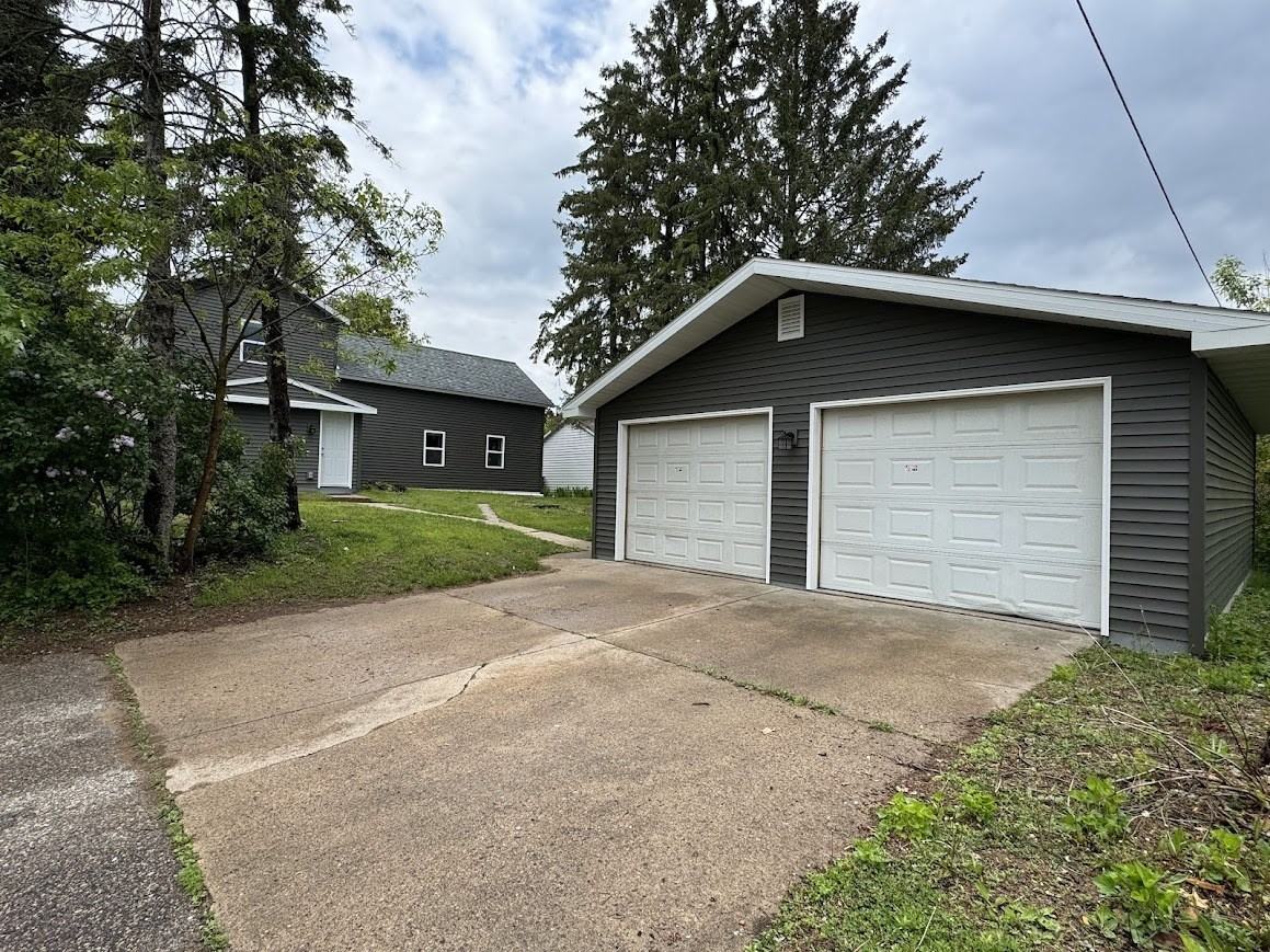 601/601A Fifth Ave - Photo 4 of 18