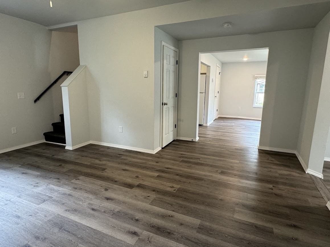 601/601A Fifth Ave - Photo 7 of 18