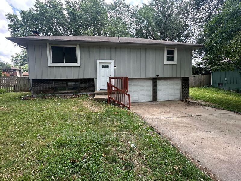 424 Ne Lakeview Dr - Photo 2 of 38