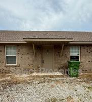 featured image of 901 Avenue B
