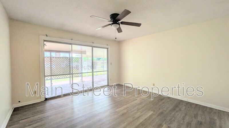 1025 Revere Dr - Photo 3 of 35