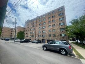 Live the Lakefront Dream at North Shore Apartments - Photo 1 of 1