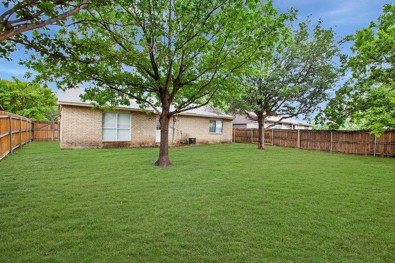 5308 Gates Dr - Photo 2 of 36
