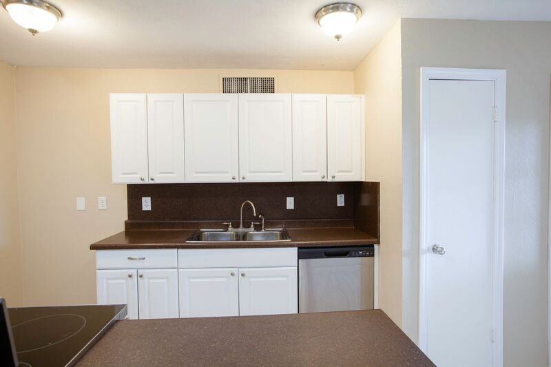 5308 Gates Dr - Photo 6 of 36