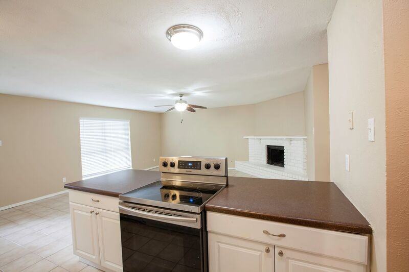 5308 Gates Dr - Photo 7 of 36